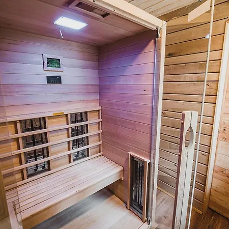 Liberg With Hot Tub And Sauna *