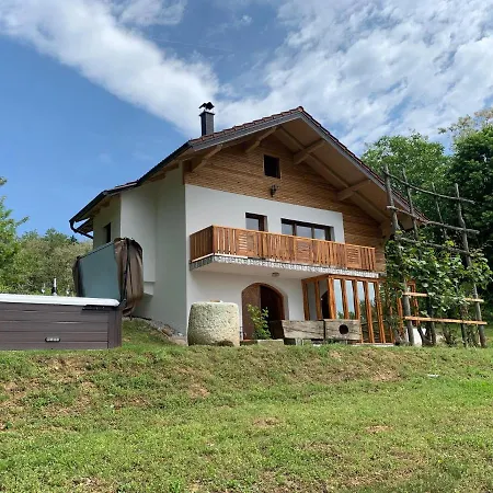 Liberg With Hot Tub And Sauna Brežice