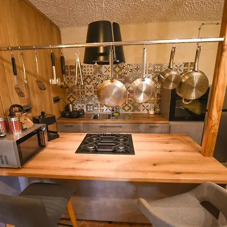 Vakantiehuis Liberg With Hot Tub And Sauna