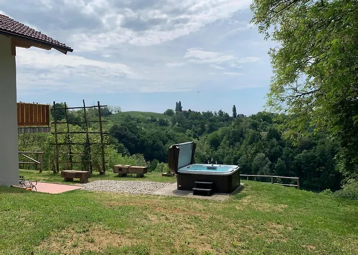 Liberg With Hot Tub And Sauna